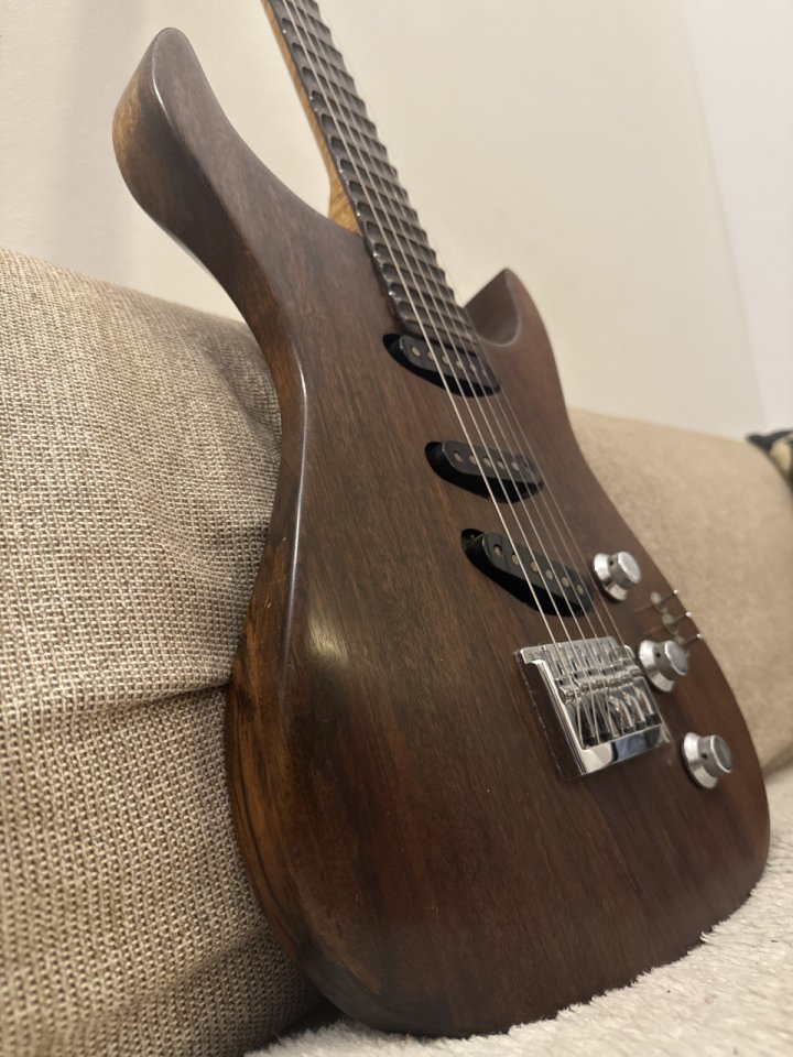 Super Strat de Luthier