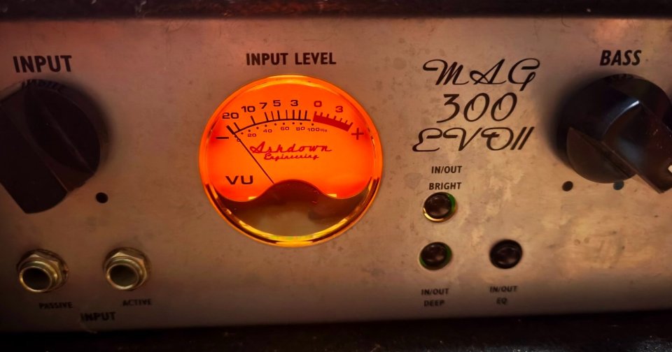Amplificador de bajo Ashdown MAG 300 Evo II. de segunda mano · Foto 2 de 4 · Alicante · 295 €