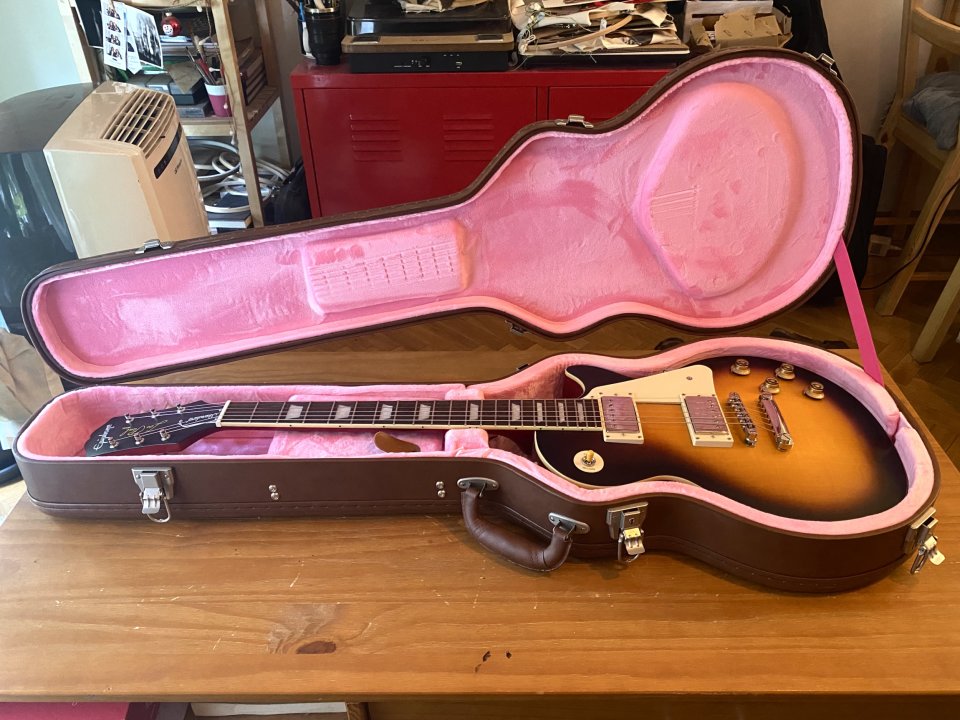 Epiphone Les Paul Standard 1959 Aged Dark Burst de segunda mano · Foto 3 de 4 · Madrid · 700 €