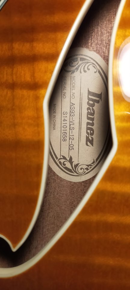 IBANEZ AS 93 VLS, con pastillas GIBSON 57 CLASSIC de segunda mano · Foto 6 de 7 · Barcelona · 425 €