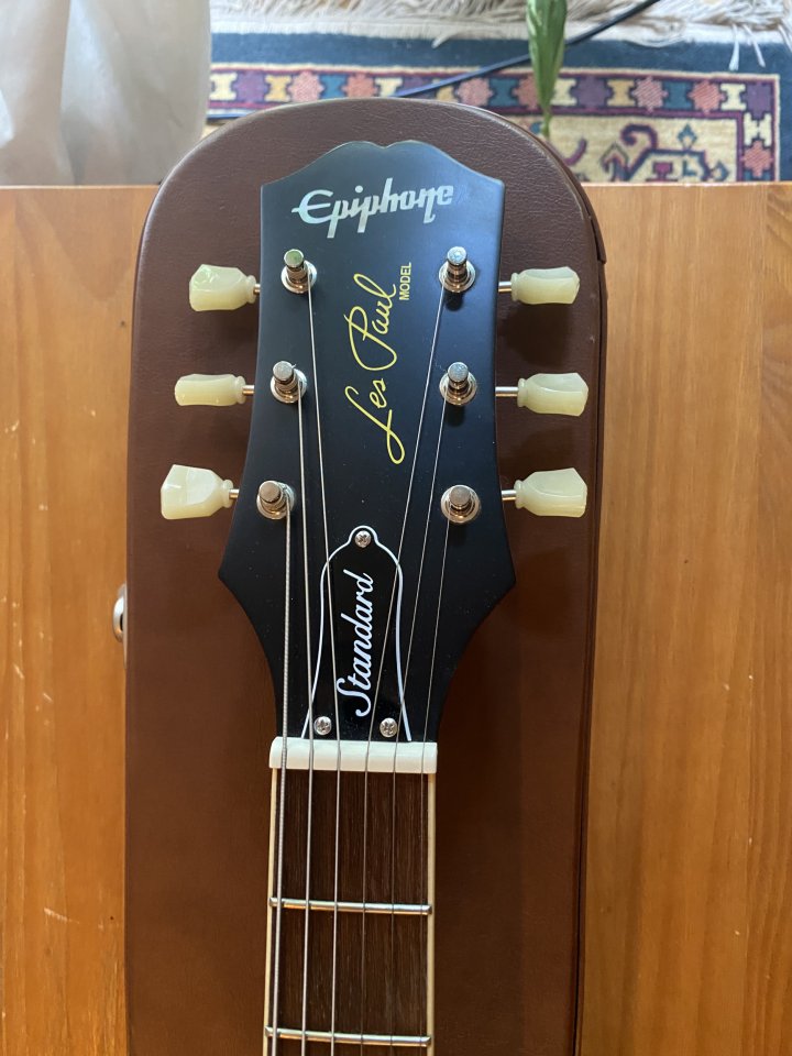 Epiphone Les Paul Standard 1959 Aged Dark Burst de segunda mano · Foto 4 de 4 · Madrid · 700 €