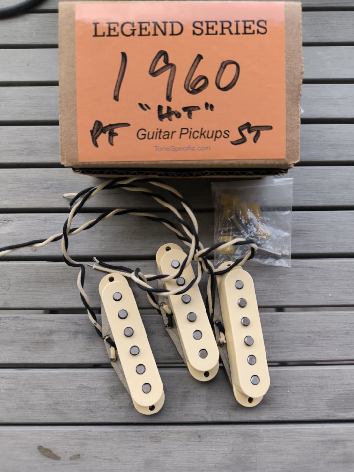 Tone specific Peter Florance 1960 Hot Strat set ¡NUEVO Y ENVÍO INCLUIDO! de segunda mano · Foto 1 de 4 · Murcia · 175 €