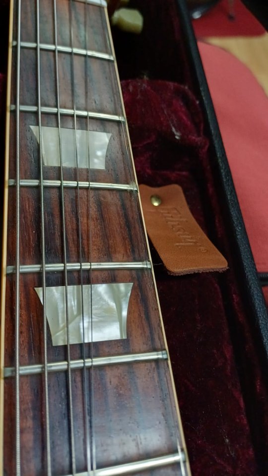 Gibson SG Standard Custom Shop ’61 Maestro Vibrola