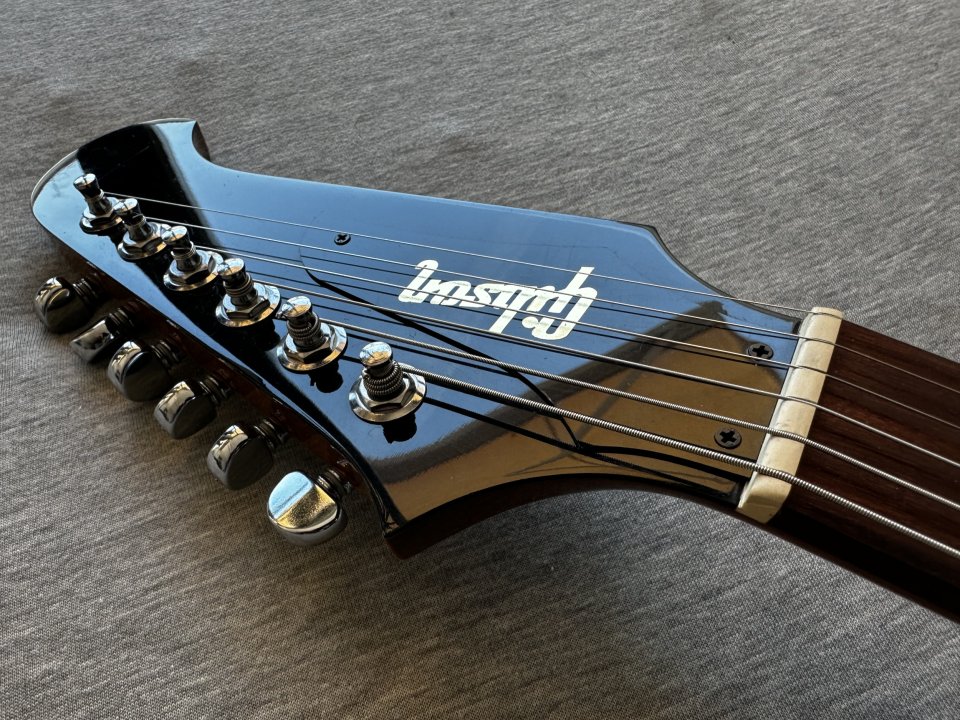 Gibson Firebird studio 2018 de segunda mano · Foto 9 de 10 · Madrid · 1390 €