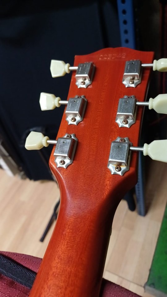 Gibson SG Standard Custom Shop ’61 Maestro Vibrola