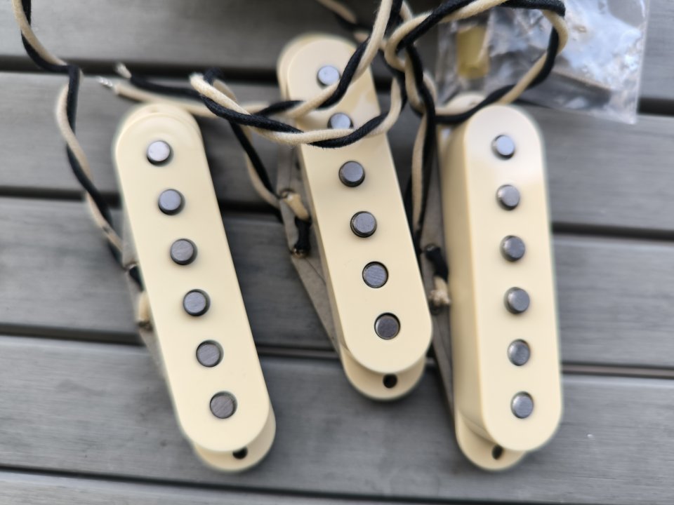 Tone specific Peter Florance 1960 Hot Strat set ¡NUEVO Y ENVÍO INCLUIDO! de segunda mano · Foto 3 de 4 · Murcia · 175 €