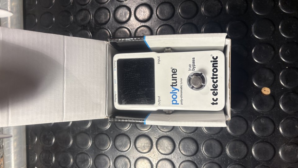 TC Electronic PolyTune Afinador de segunda mano · Foto 2 de 3 · León · 55 €