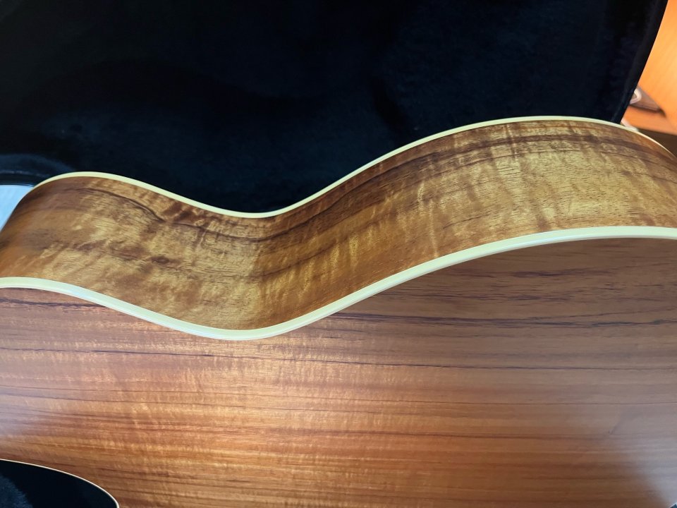 Taylor 424CE-SL Flamed Koa