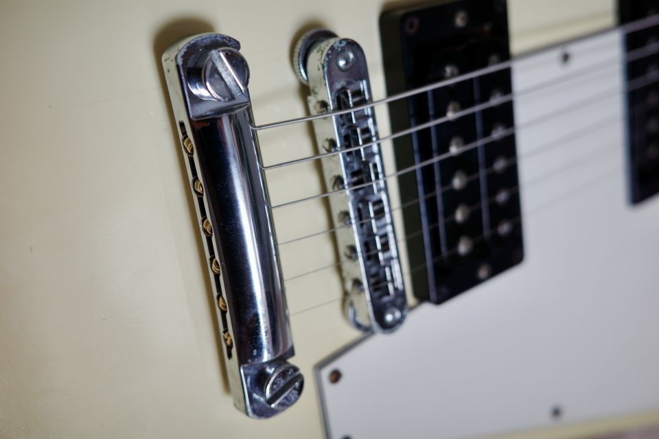 Gibson Explorer 2009 '76 Reissue White de segunda mano · Foto 4 de 9 · Cádiz · 1800 €