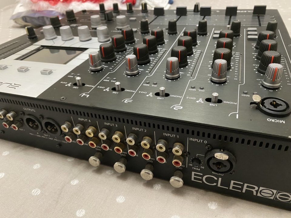 ECLER EVO 5