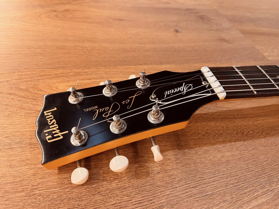 Gibson Les Paul Special DC TV Yellow de segunda mano · Foto 6 de 9 · Barcelona · 1250 €