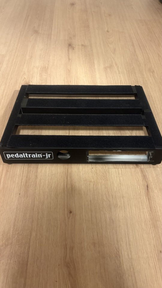 Pedalera pedaltrain Jr de segunda mano · Foto 1 de 5 · León · 60 €