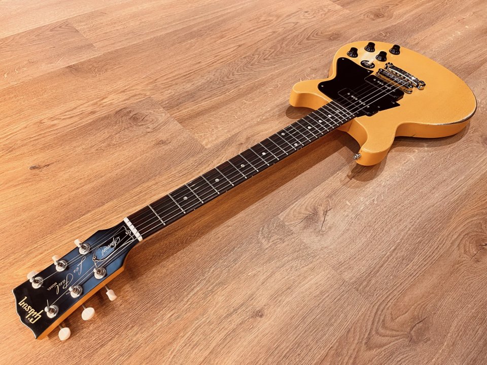 Gibson Les Paul Special DC TV Yellow de segunda mano · Foto 8 de 9 · Barcelona · 1250 €