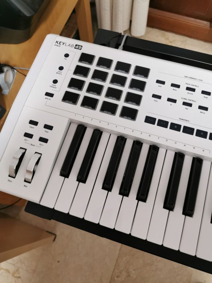 Teclado controlador Arturia Keylab 49 mkII de segunda mano · Foto 2 de 6 · Illes Balears