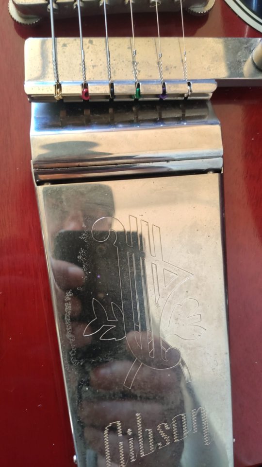 Gibson SG Standard Custom Shop ’61 Maestro Vibrola