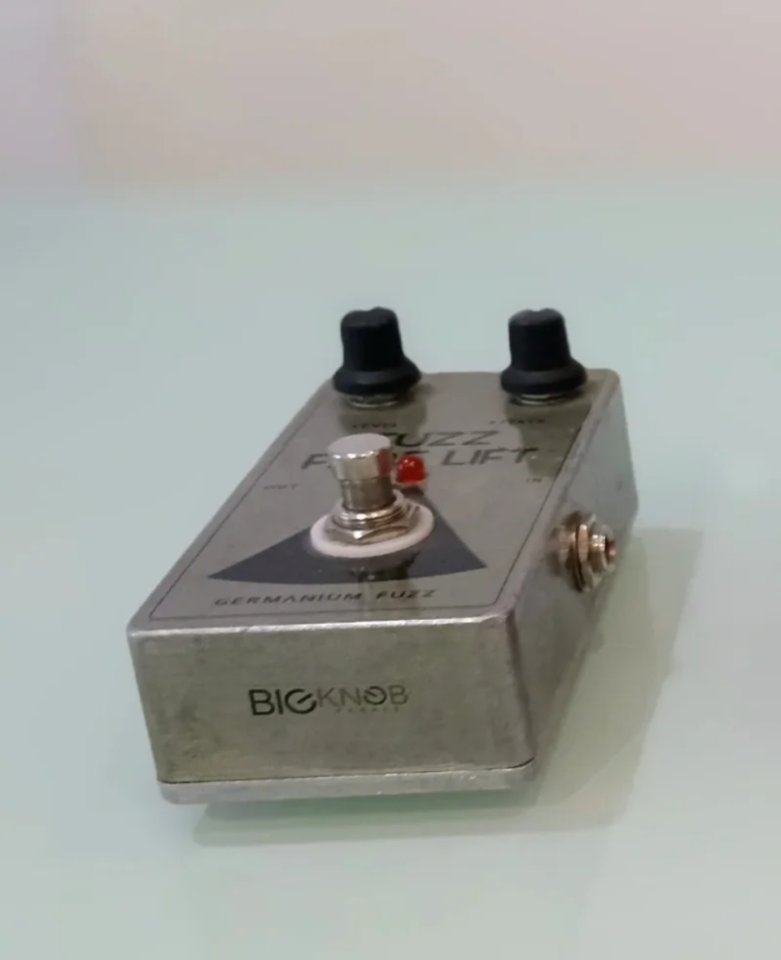 Fuzz Face Lift de Big Knob Pedals de segunda mano · Foto 4 de 5 · Valencia · 85 €