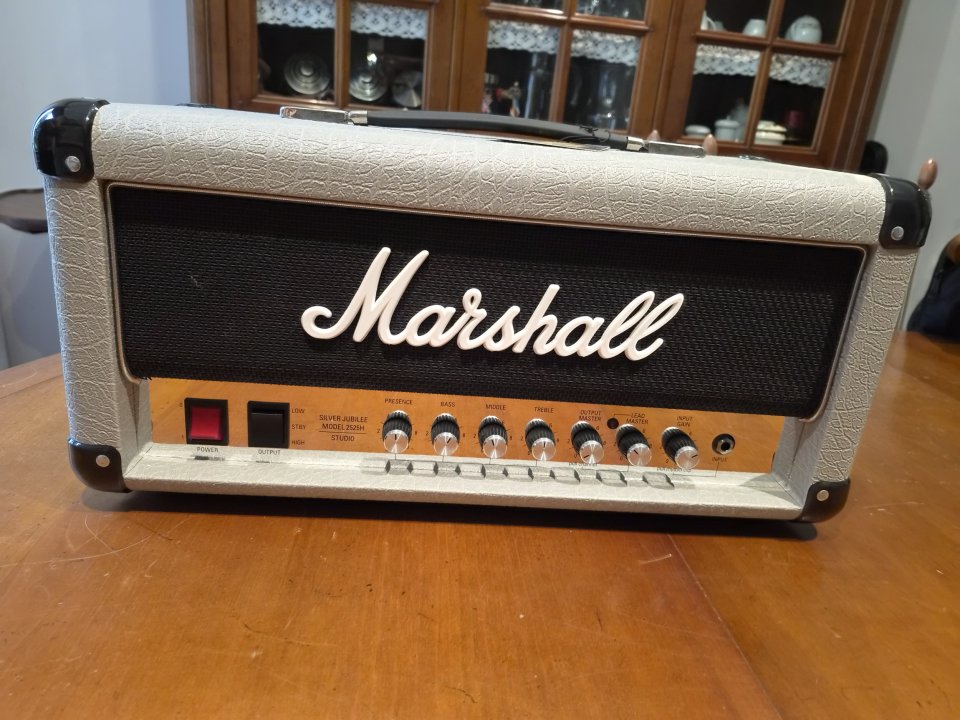 Marshall 2525H Mini Silver Jubilee de segunda mano · Foto 2 de 7 · Bizkaia