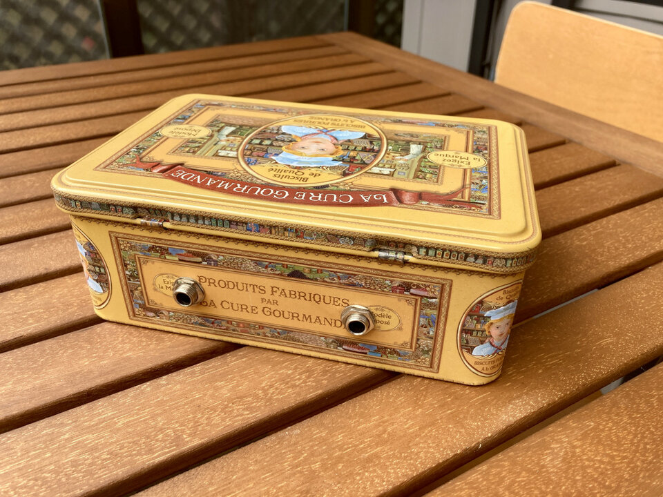 Atenuador “caja de galletas”