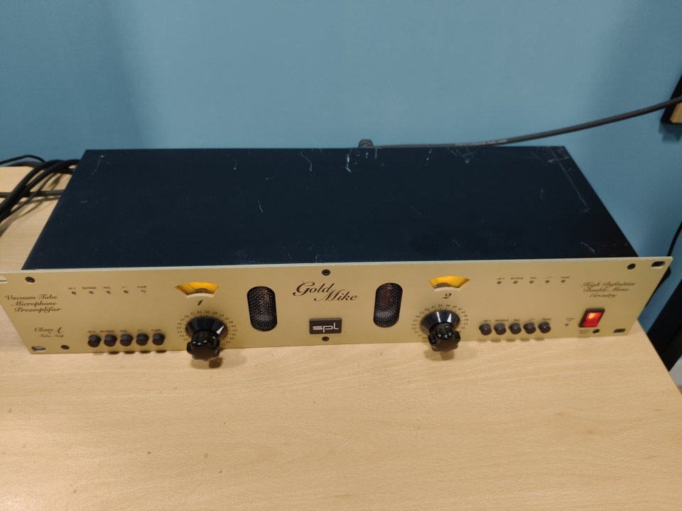 Spl Gold Mike previo