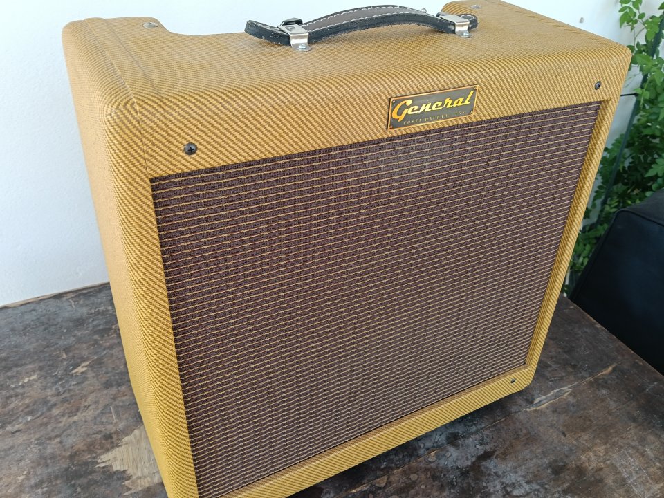 General Princeton Tweed de segunda mano · Foto 4 de 7 · Valencia · 1300 €