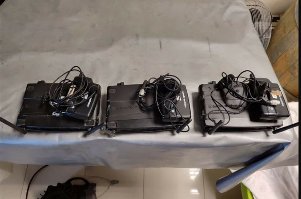 Audio Technica Pro35 + AT System 10 Bodypack ATW-1101- VENDIDAS 2 UNIDADES- QUEDA 1 -