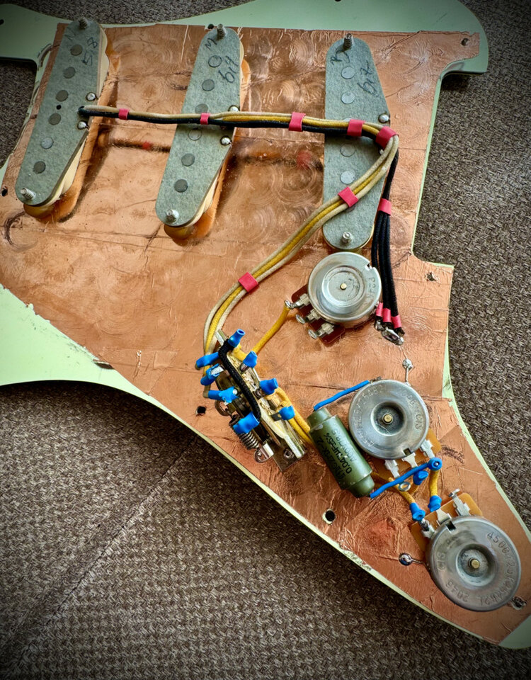 Electro luthier guitarras / ampli / pedales