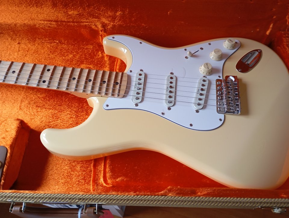 Fender Yngwie Malmsteen USA (a estrenar) de segunda mano · Foto 3 de 9 · Pontevedra · 2000 €