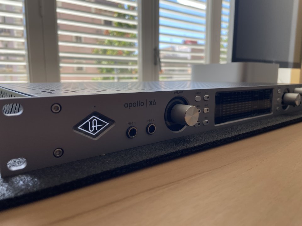 Universal Audio Apollo x6 2ª Gen. de segunda mano · Foto 1 de 4 · Barcelona · 1995 €