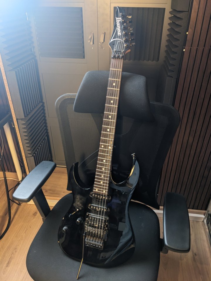 Ibanez RG560 91 Fujigen para Zurdos de segunda mano · Foto 3 de 10 · Valencia · 600 €
