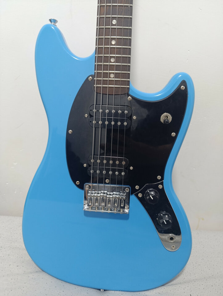 Guitarra Squier Mustang
