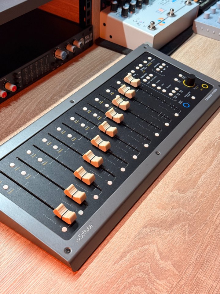 Softube fader console