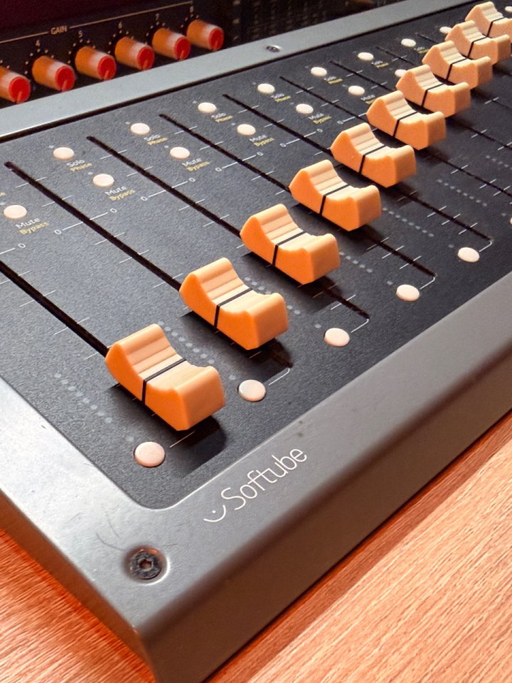 Softube fader console