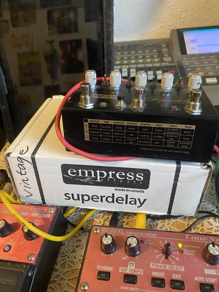 Súper delay Empress de segunda mano · Foto 1 de 5 · Madrid · 250 €