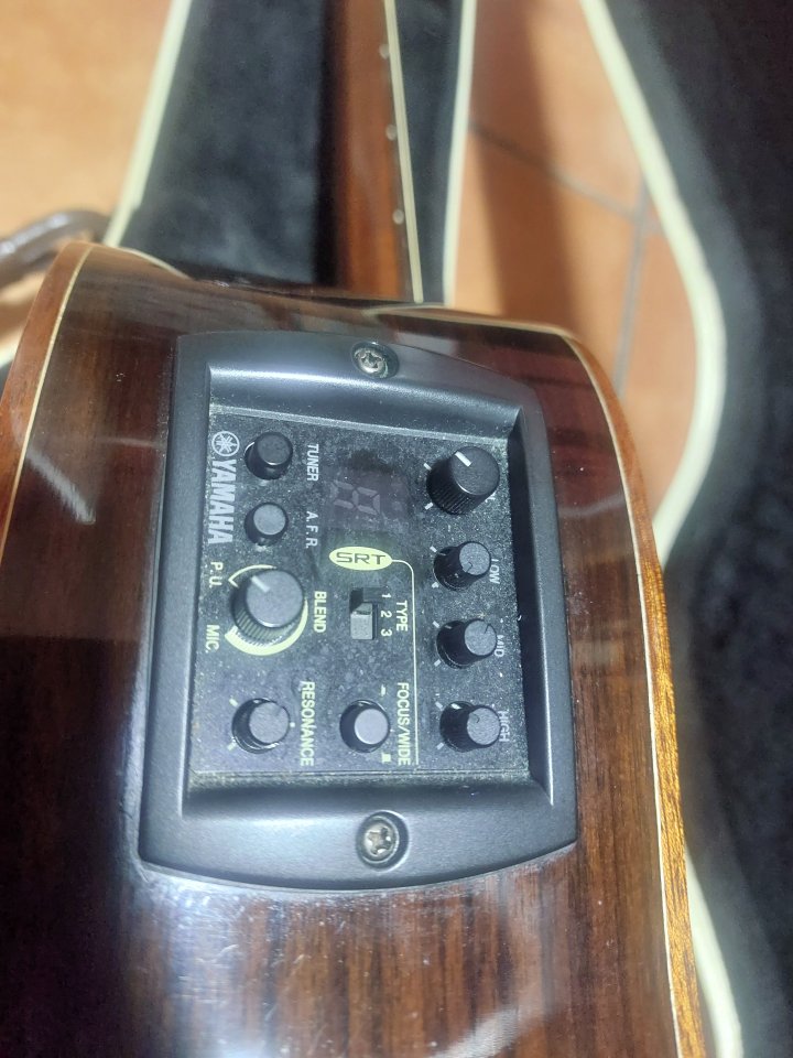 Yamaha A3R. Guitarra Acústica