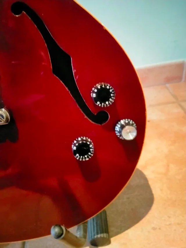 Gibson Chet Atkins Tennessean de segunda mano · Foto 2 de 10 · Valencia · 1500 €