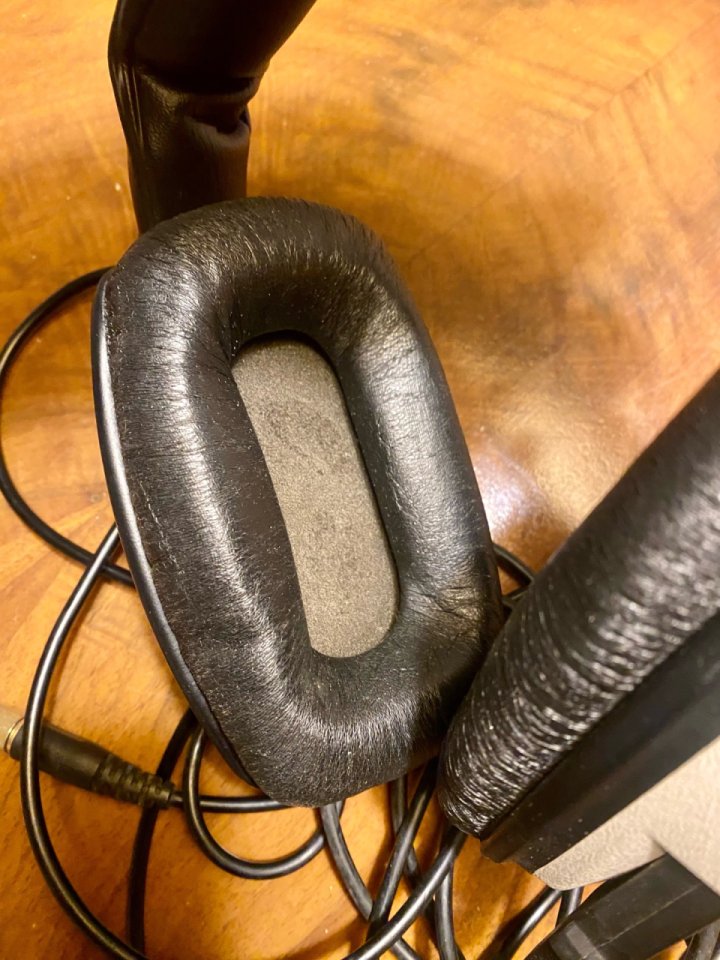 Auriculares Beyer Dynamic DT100 de segunda mano · Foto 5 de 5 · Barcelona · 125 €