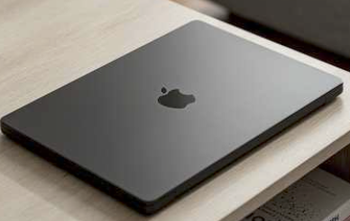 MacBook Pro 14 pulgadas M4, 24 GB RAM 512 GB SSD, color gris espacial. de segunda mano · Foto 6 de 7 · Burgos · 1990 €