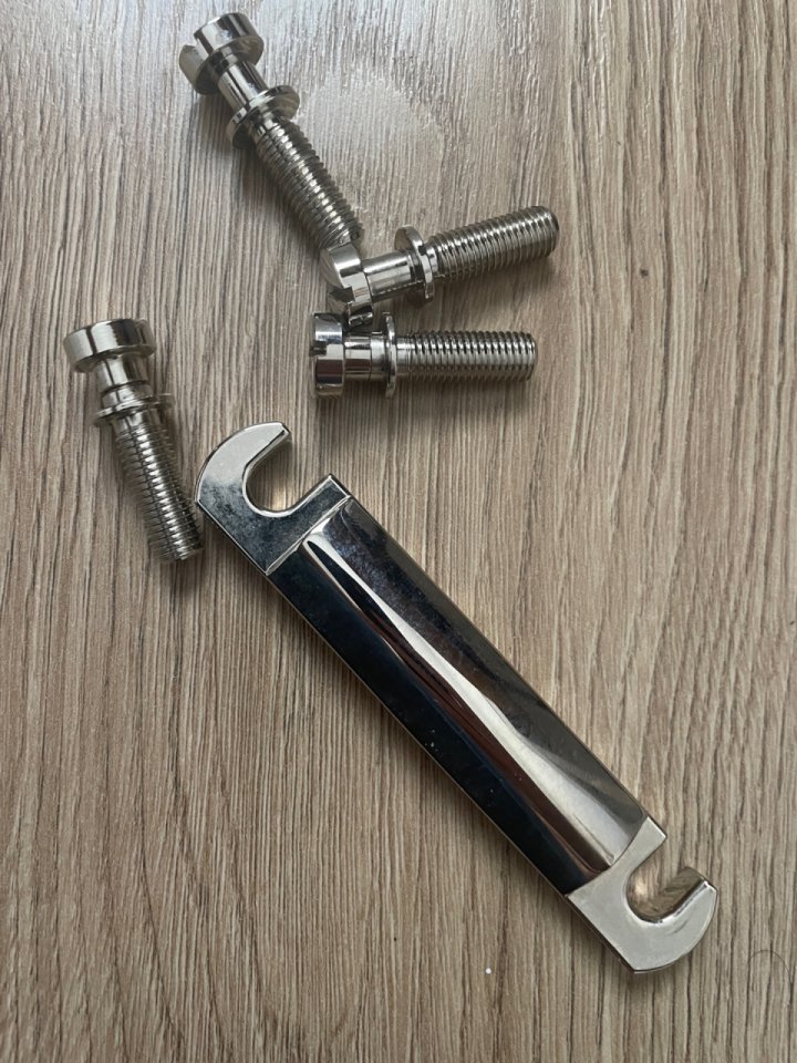 Cordal Stop Tail para Gibson original de segunda mano · Foto 1 de 2 · Granada · 15 €