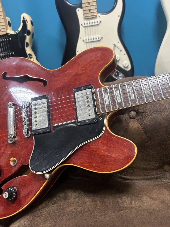 Gibson es 335 año 1965 de segunda mano · Foto 1 de 8 · Sevilla · 22000 €