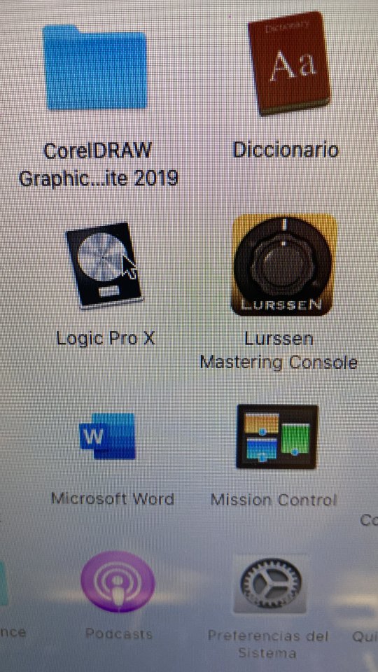 Macbook con programas de guitarra