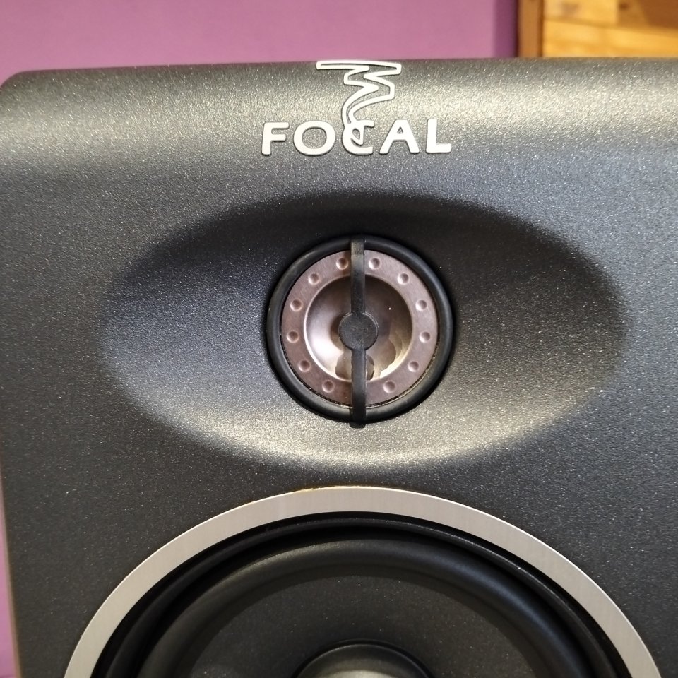 Focal CMS Professional 50