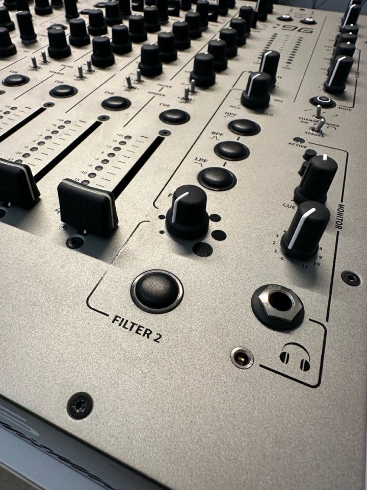 Xone 96 + embalaje original y repuestos