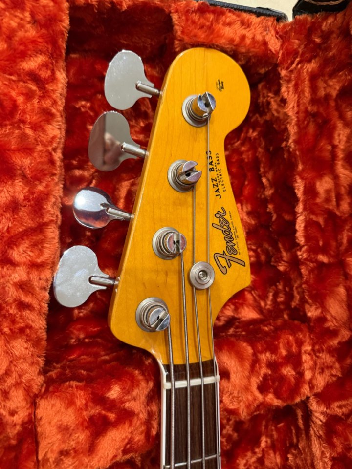 Fender jazz basa american vintage II 66 de segunda mano · Foto 5 de 10 · Ciudad Real · 1850 €