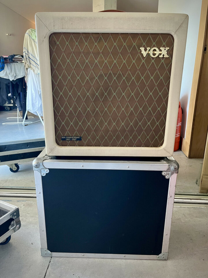Vox ac15 tv handwired blue alnico 50th anniversary