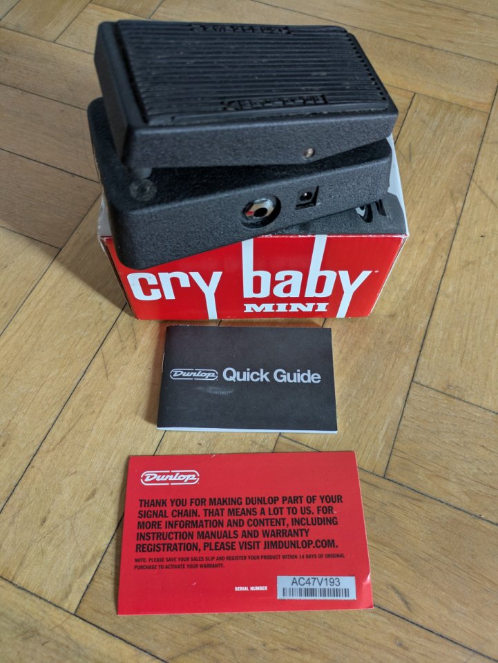 Mini Wah Cry Baby de segunda mano · Foto 6 de 6 · Madrid · 75 €