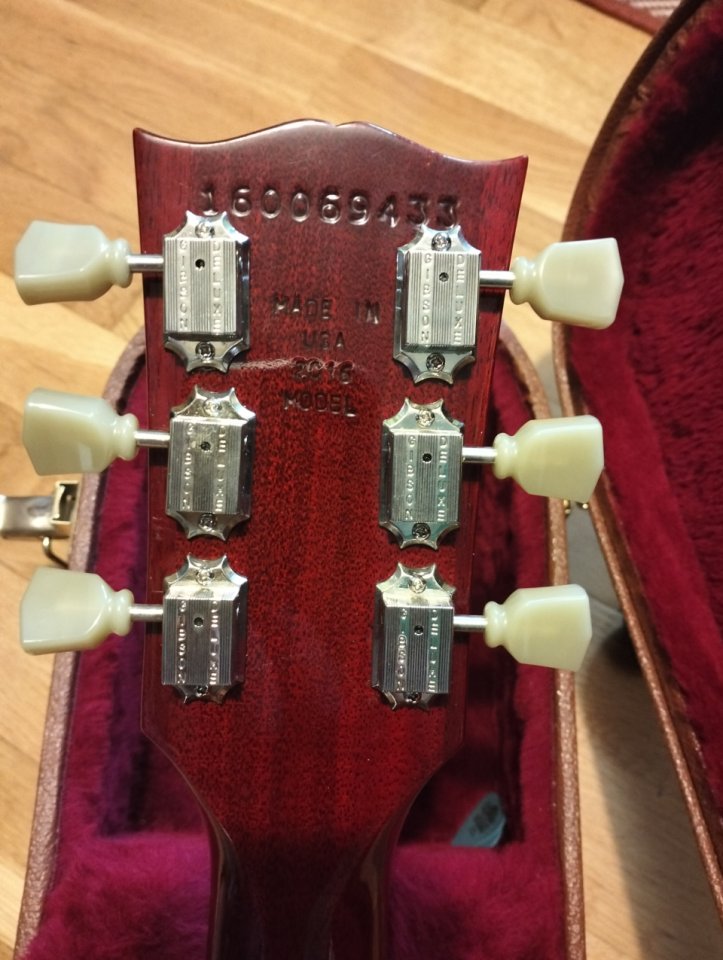Gibson les paul Studio 2016 de segunda mano · Foto 4 de 9 · Ávila · 900 €