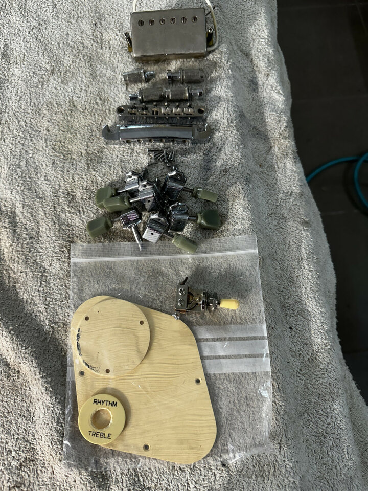 Despiece Epiphone LP república checa