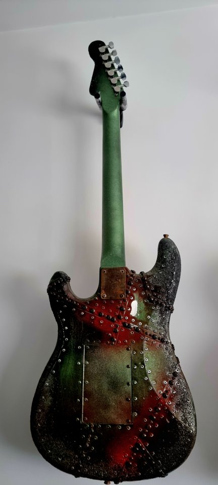 Mika Custom Art Guitars de segunda mano · Foto 5 de 7 · Madrid · 130 €