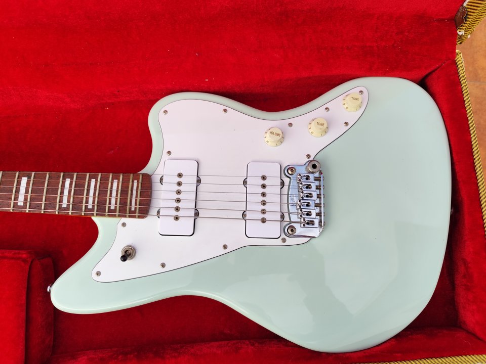 Jazzmaster G&L Doheny Tribute Surf green con maletin opcional