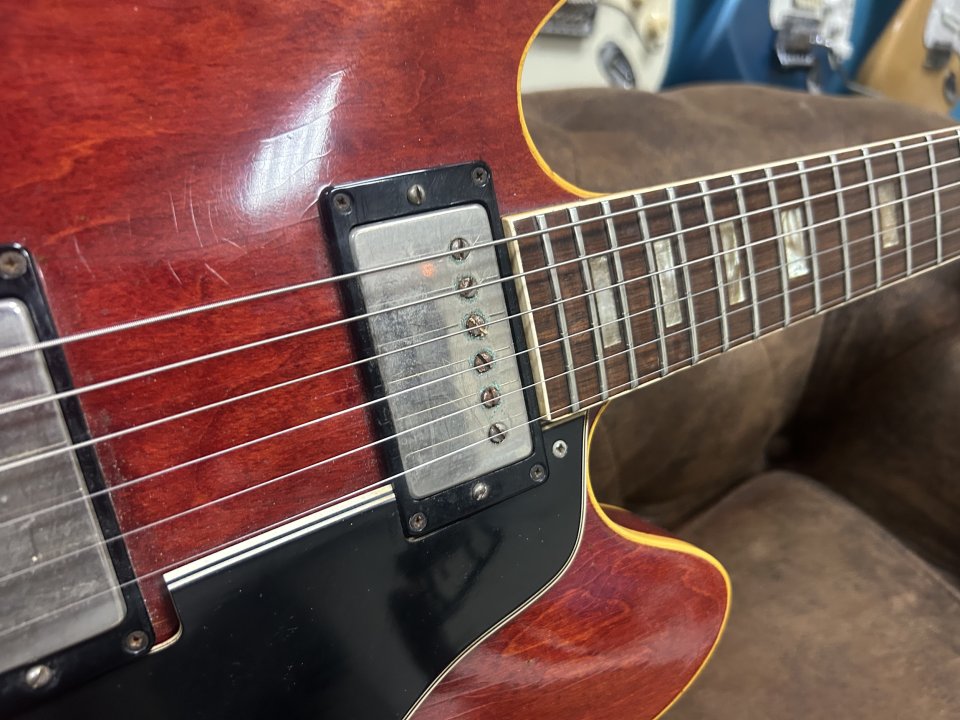 Gibson es 335 año 1965 de segunda mano · Foto 7 de 8 · Sevilla · 22000 €
